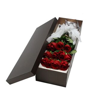 two dozen red roses box in vietnam