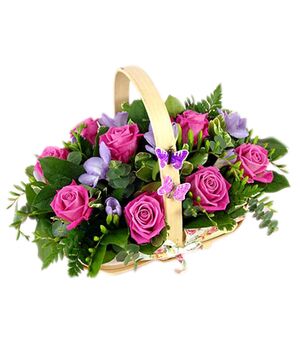 one dozen pink roses with green leaves to vietnam